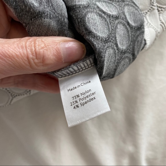 NWT Light grey pencil skirt. Size petite small - Picture 8 of 10